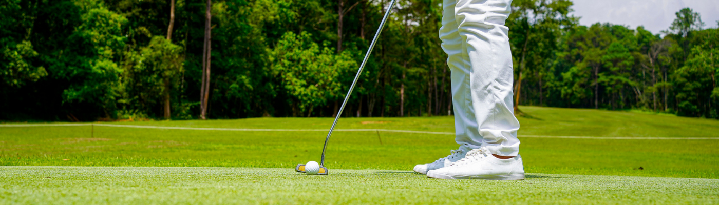 Golfer playing golf at the golf course