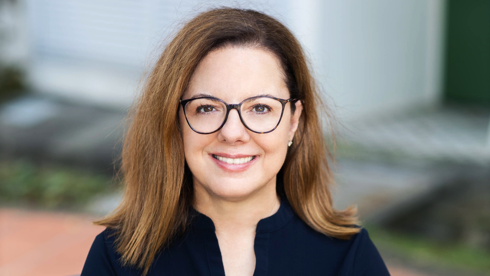 Defne Turkes Headshot